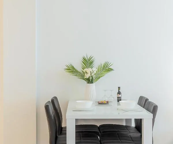 Atlas Unirii: Upscale Flats In The Heart Of Bucharest! *