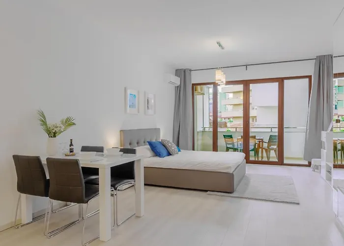Atlas Unirii: Upscale Flats In The Heart Of Bucharest! * בוקרשט