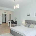 Lejlighed Atlas Unirii: Upscale Flats In The Heart Of Bucharest!