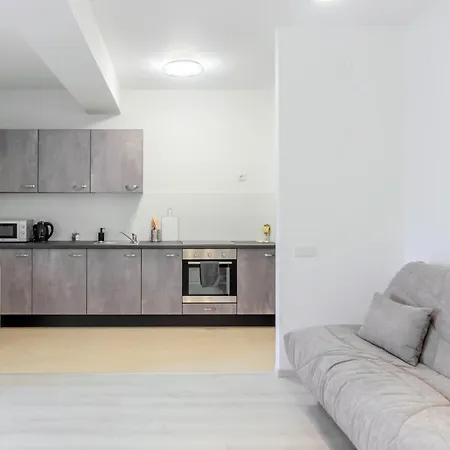 Atlas Unirii: Upscale Flats In The Heart Of Bucharest! דירה בוקרשט