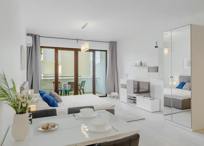 Апартаменти Atlas Unirii: Upscale Flats In The Heart Of Bucharest! Бухарест