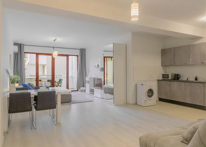 Апартаменти Atlas Unirii: Upscale Flats In The Heart Of Bucharest! *